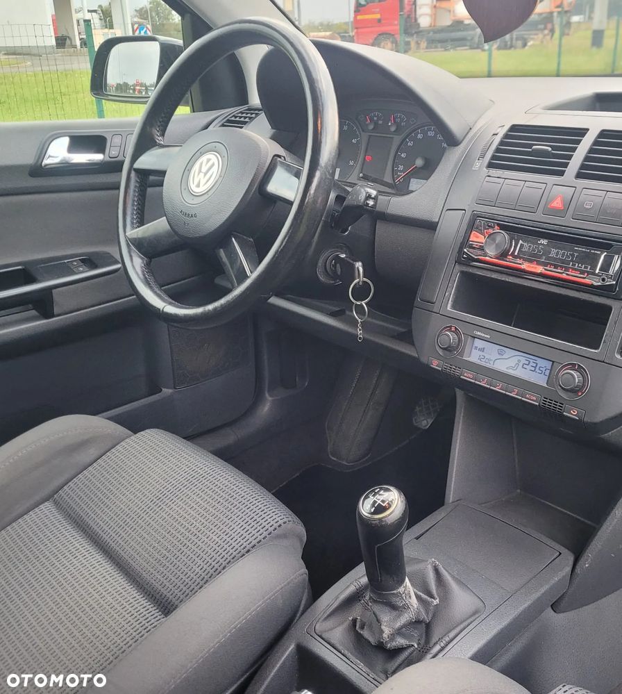 Volkswagen Polo 1.4 TDI Highline - 12