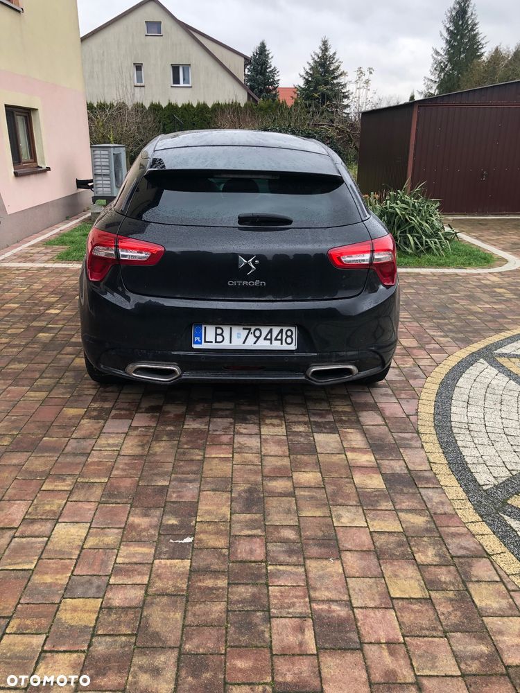 Citroën DS5 HDi 165 SportChic - 3