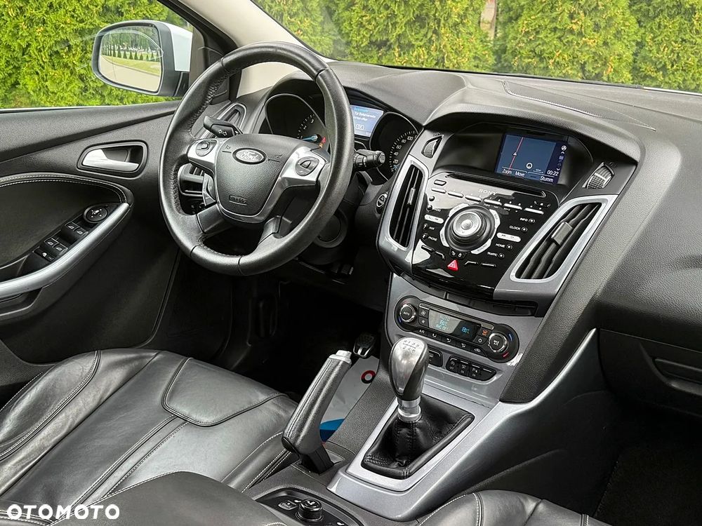 Ford Focus 1.6 EcoBoost Titanium - 16