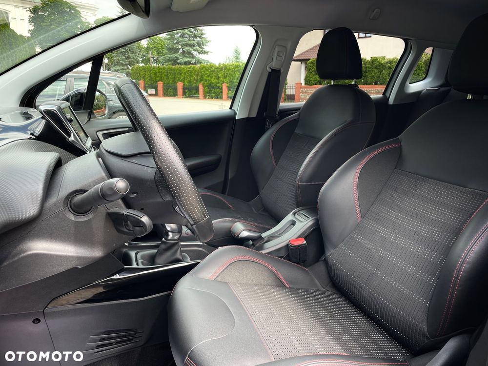 Peugeot 2008 PureTech 110 Stop&Start GT-Line Edition - 27