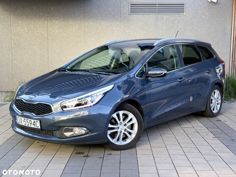 Kia Ceed - 1