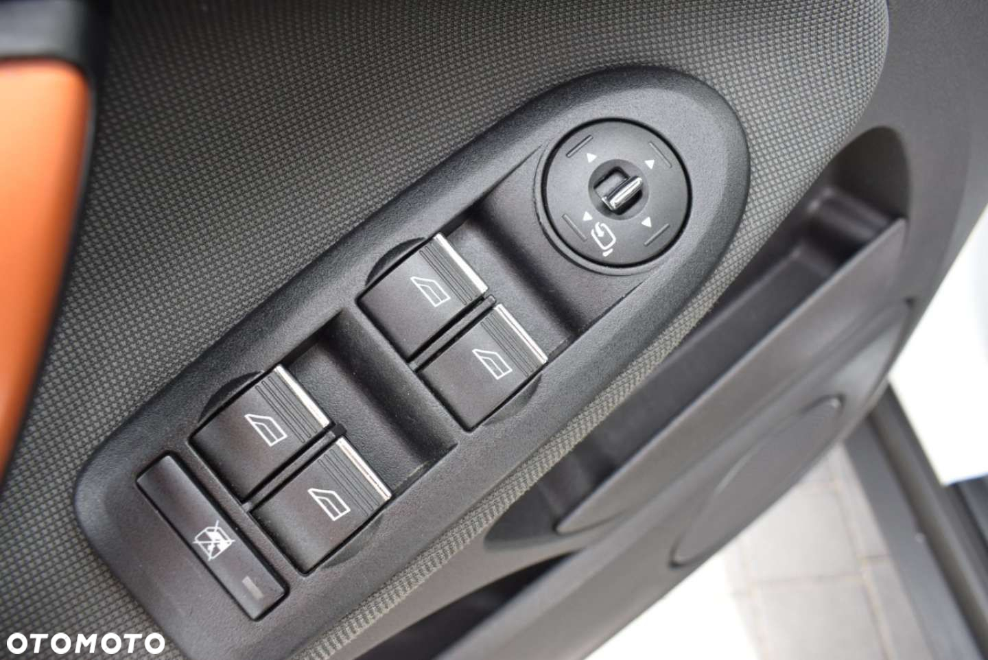Ford Kuga - 18