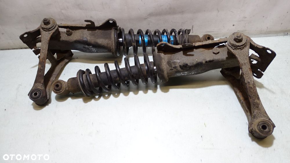 MCPERSON TYLNY KPL AUDI A4 B5 2.8 QUATTRO - 1