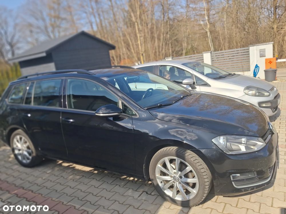 Volkswagen Golf - 1