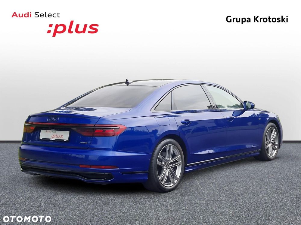 Audi A8 - 7