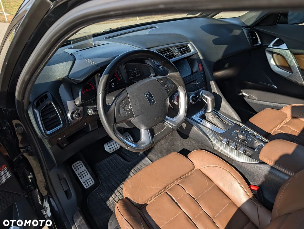 Citroën DS5 HDi 165 SportChic - 23