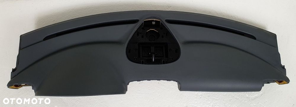 DESKA ROZDZIELCZA KONSOLA MERCEDES W203 EUROPA - 2