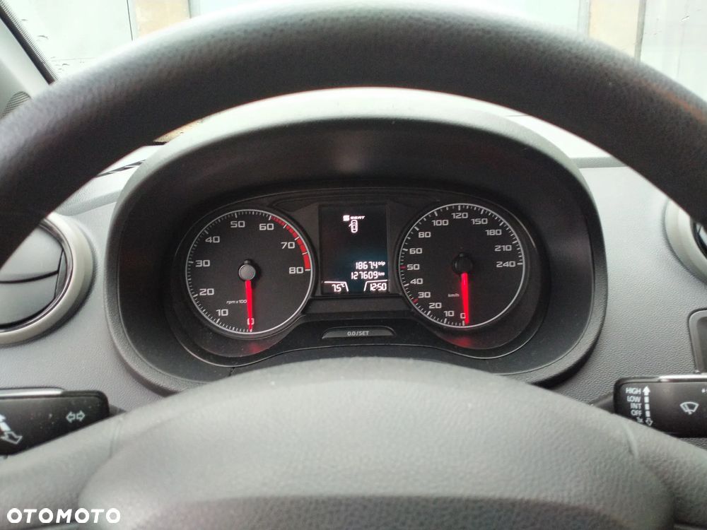 Seat Ibiza 1.0 Reference - 10