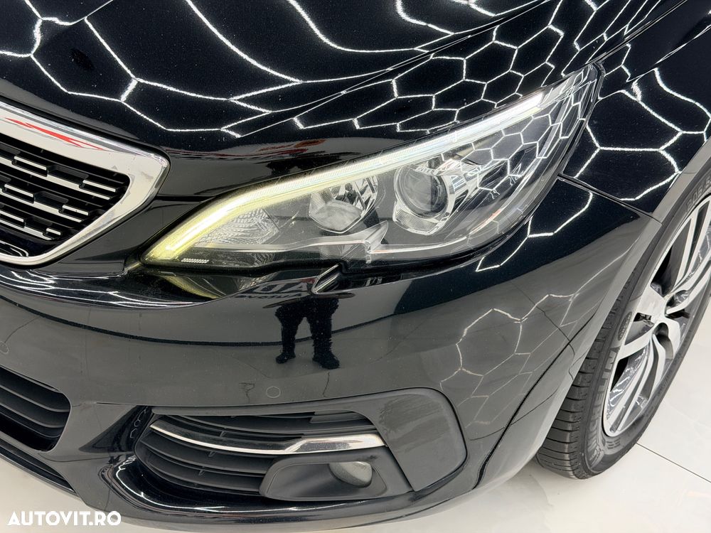 Peugeot 308 SW BlueHDi 130 Stop & Start Allure - 9