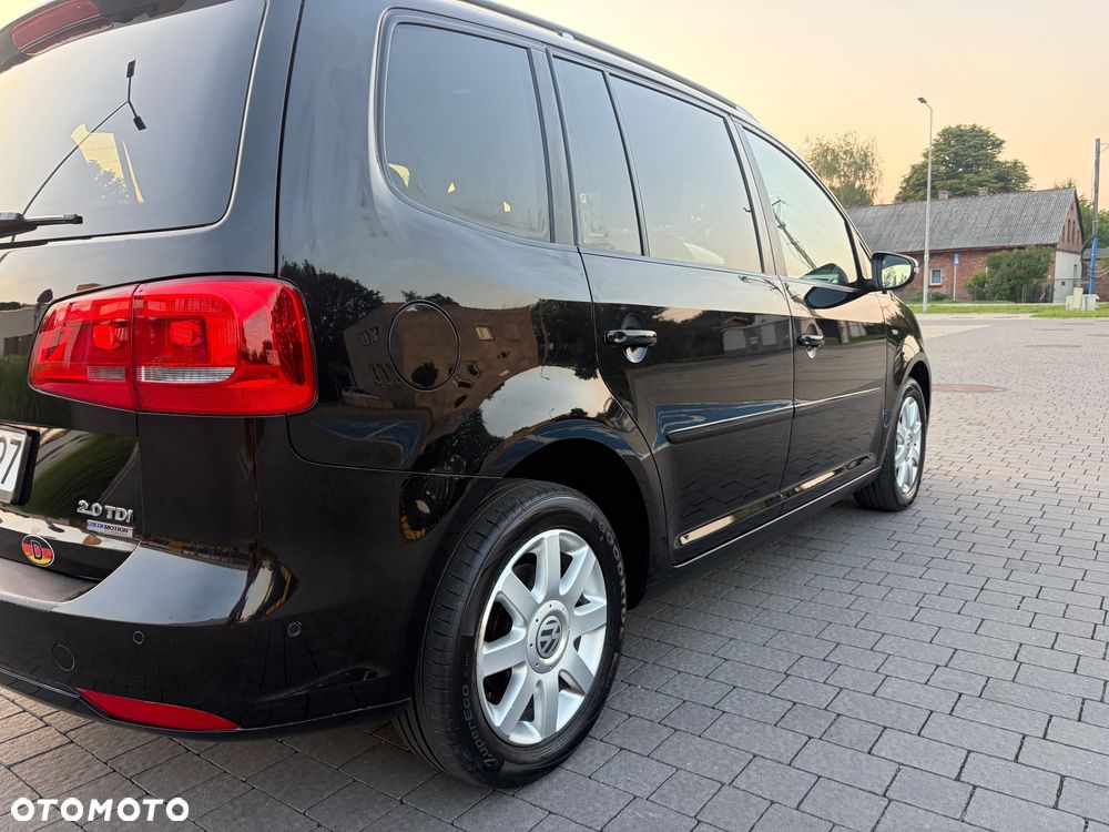 Volkswagen Touran 2.0 TDI DPF DSG Life - 16