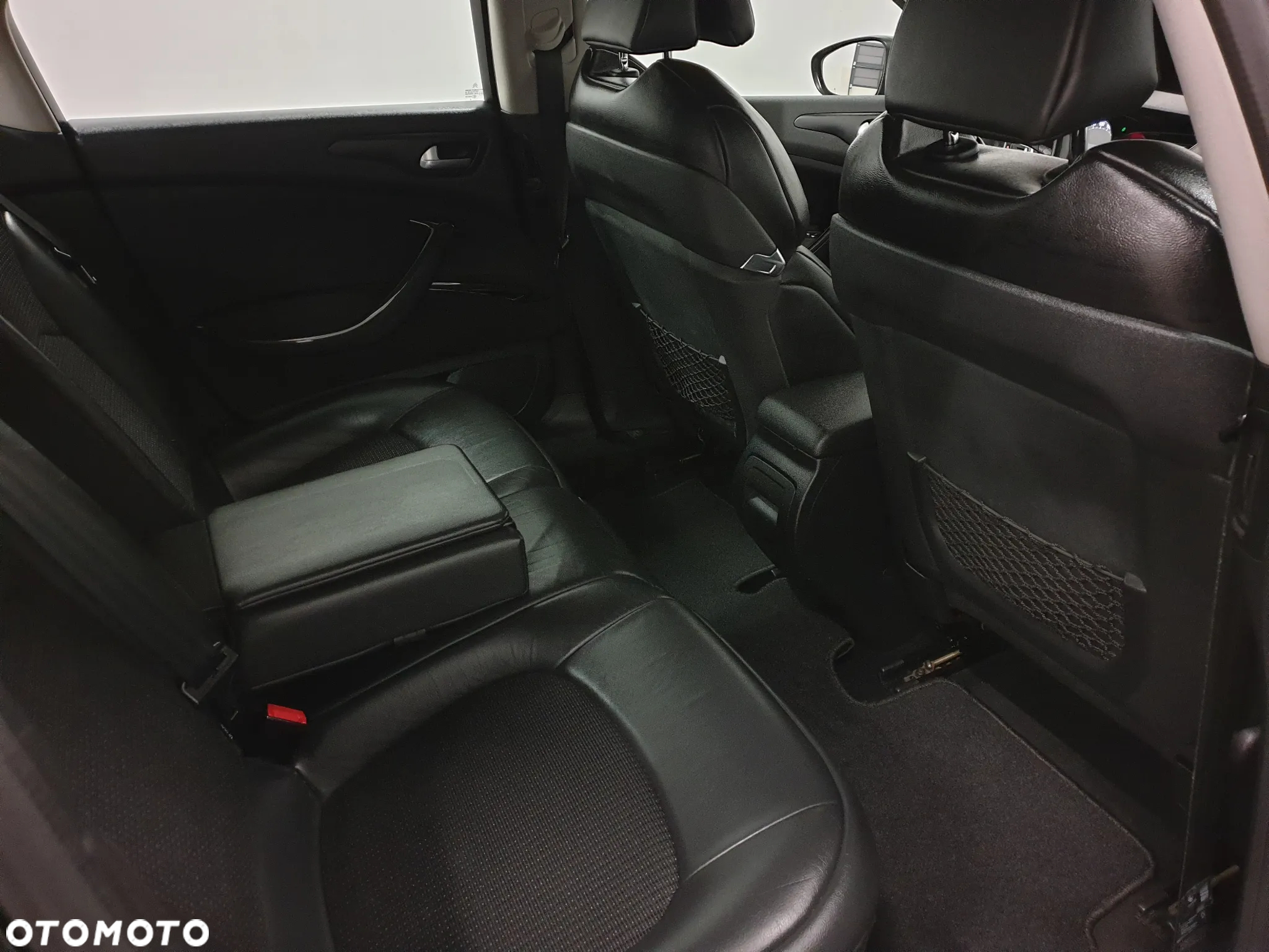 Citroën C5 1.6 e-HDi Selection MCP - 22