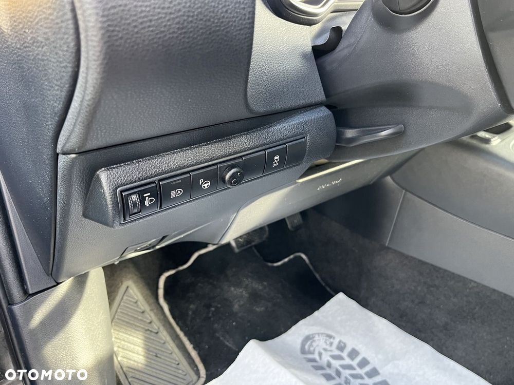 Toyota Corolla 1.8 Hybrid Comfort - 24