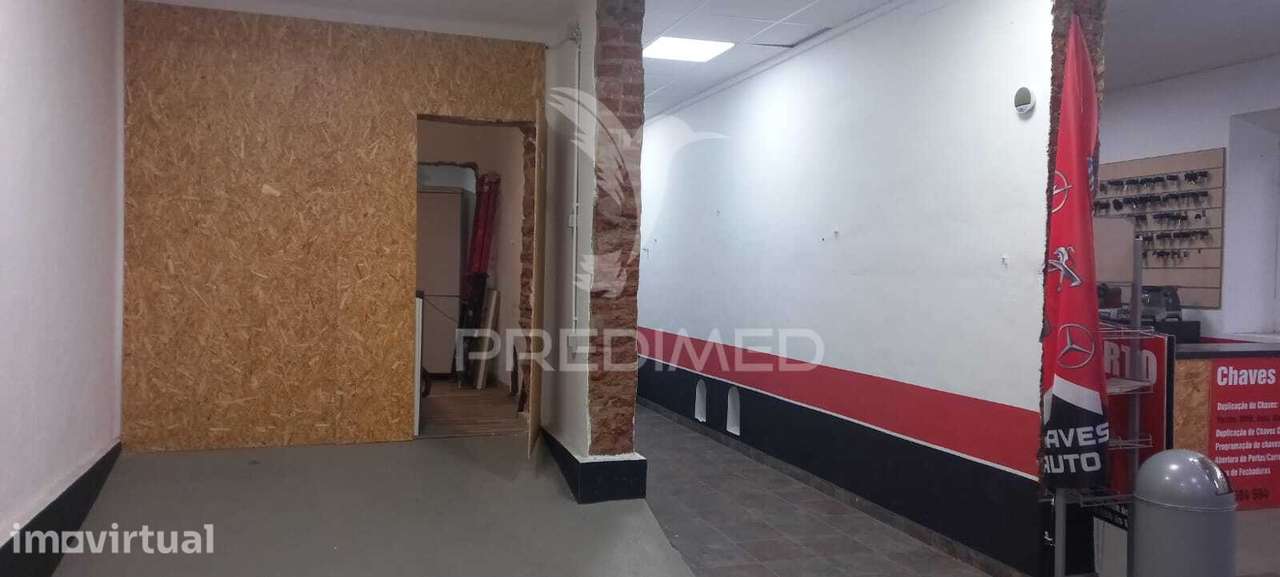 Arrenda se espaços comerciais - Volta Da Pedra /Palmela 350€/400€ - Grande imagem: 2/4