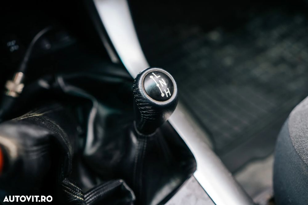 Toyota Land Cruiser 3.0 TD-4D Comfort - 16