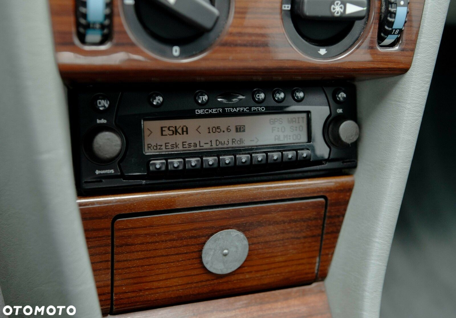 Mercedes-Benz W124 (1984-1993) - 33