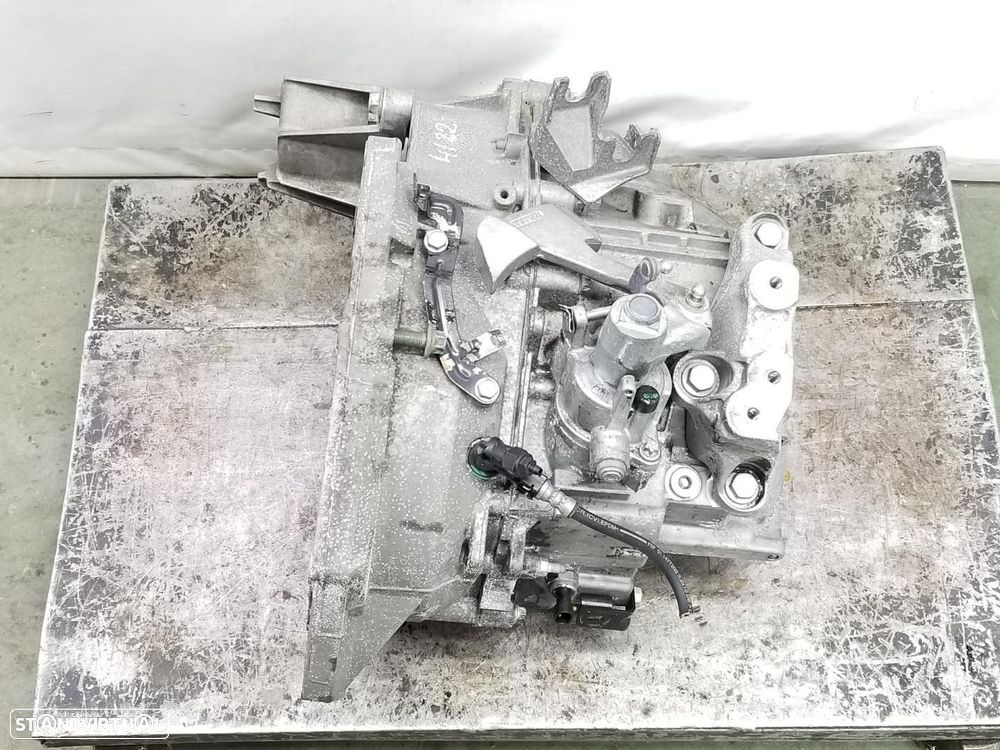 CAIXA DE VELOCIDADES OPEL ASTRA J BERLINA 5P REF. 55568013 - 1