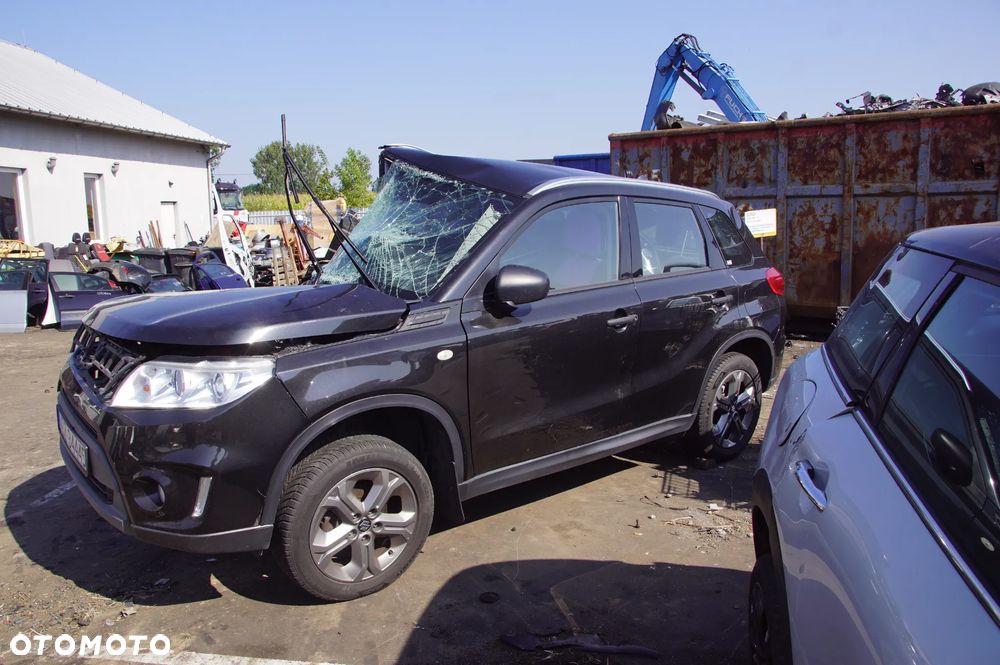 Auto na części - Suzuki Vitara II 1.6 16V 120 KM M16A 20008-54P34 ZCE 2017R Silnik Skrzynia Drzwi Szyba Błotnik Zderzak Lampa Klapa Lusterko Klamka Deska Kokpit Sterownik Moduł Czujnik Licznik Lewarek Kierownica - 4