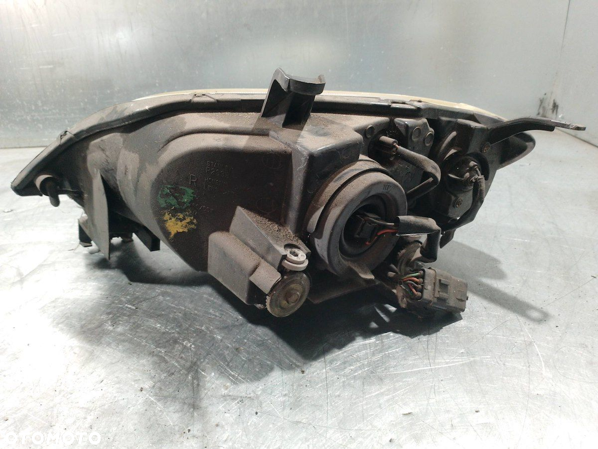 LAMPA PRZÓD PRAWA MAZDA 2 ( 03-07 ) 3M71-13W029-BF   P2339R - 2