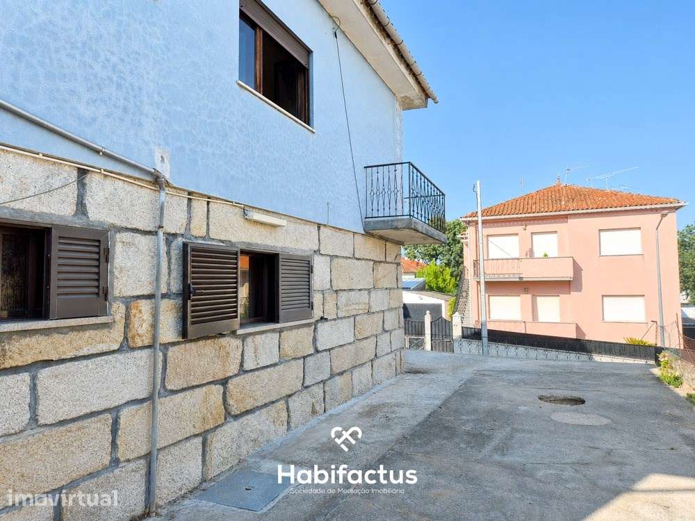 Andar de Moradia com 3 quartos em Abraveses - Viseu - Grande imagem: 3/17