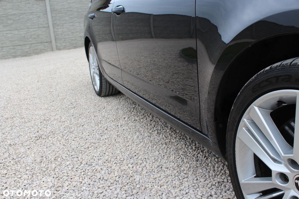 Skoda Octavia 2.0 TDI RS - 19