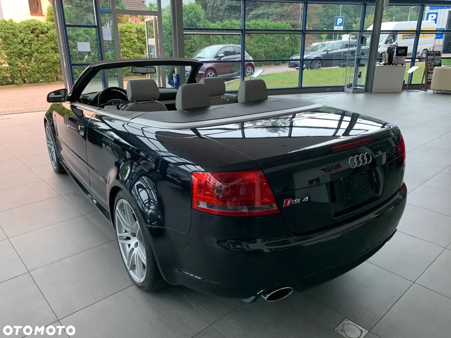 Audi RS4 Standard - 5