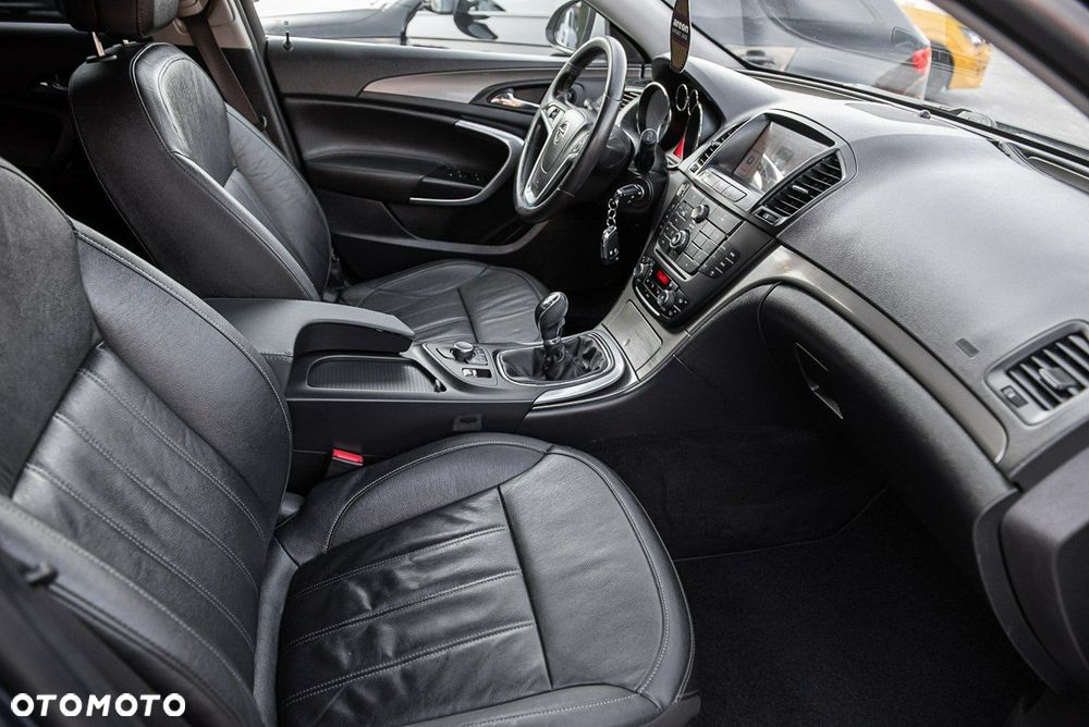 Opel Insignia 2.0 CDTI Cosmo - 9