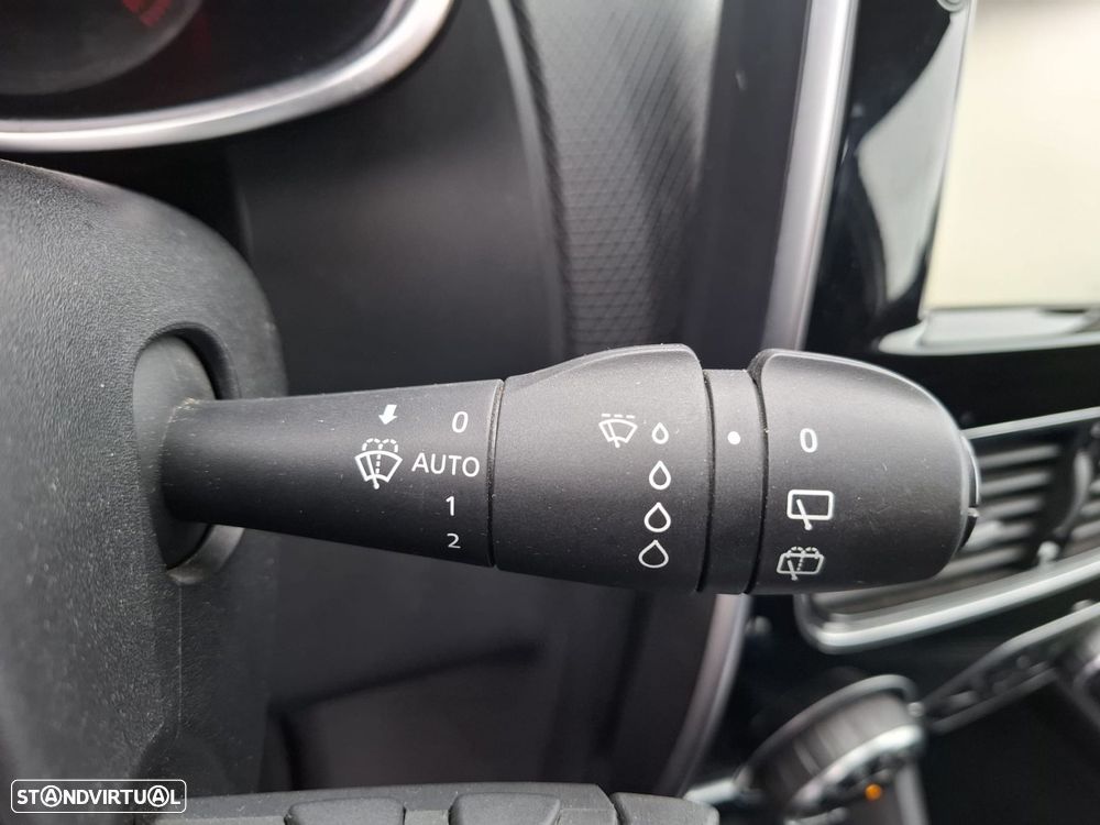 Renault Clio Sport Tourer 0.9 TCe GT Line - 39