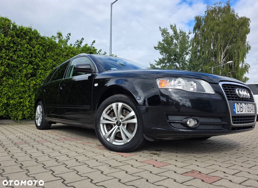 Audi A4 Avant - 4