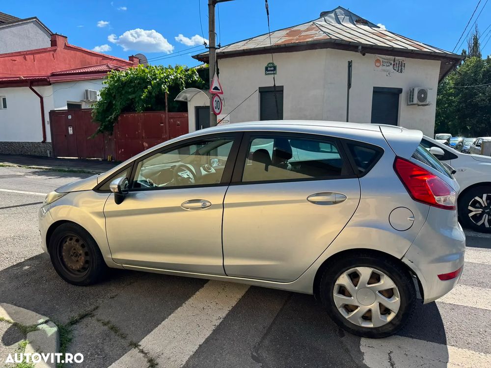Ford Fiesta 1.5 TDCi Trend - 8