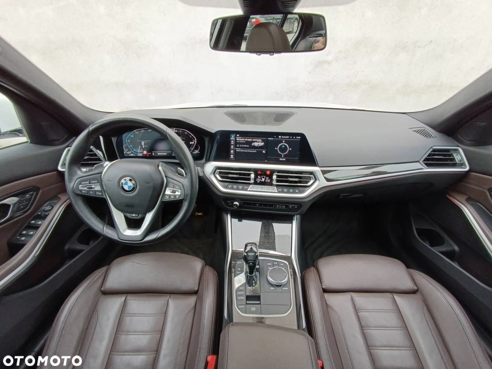 BMW Seria 3 330i - 7