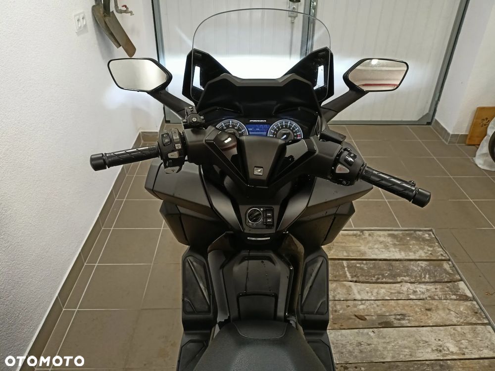 Honda NSS - 10