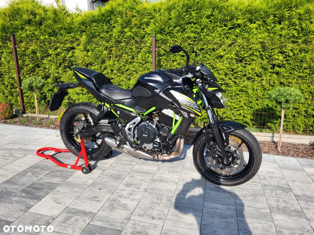 Kawasaki Z - 19