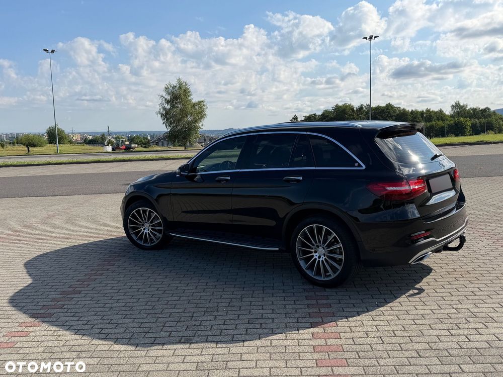 Mercedes-Benz GLC - 2