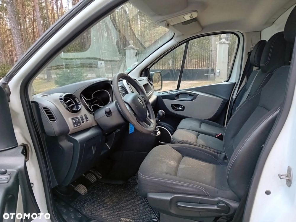 Renault TRAFIC Zabudowa - 4