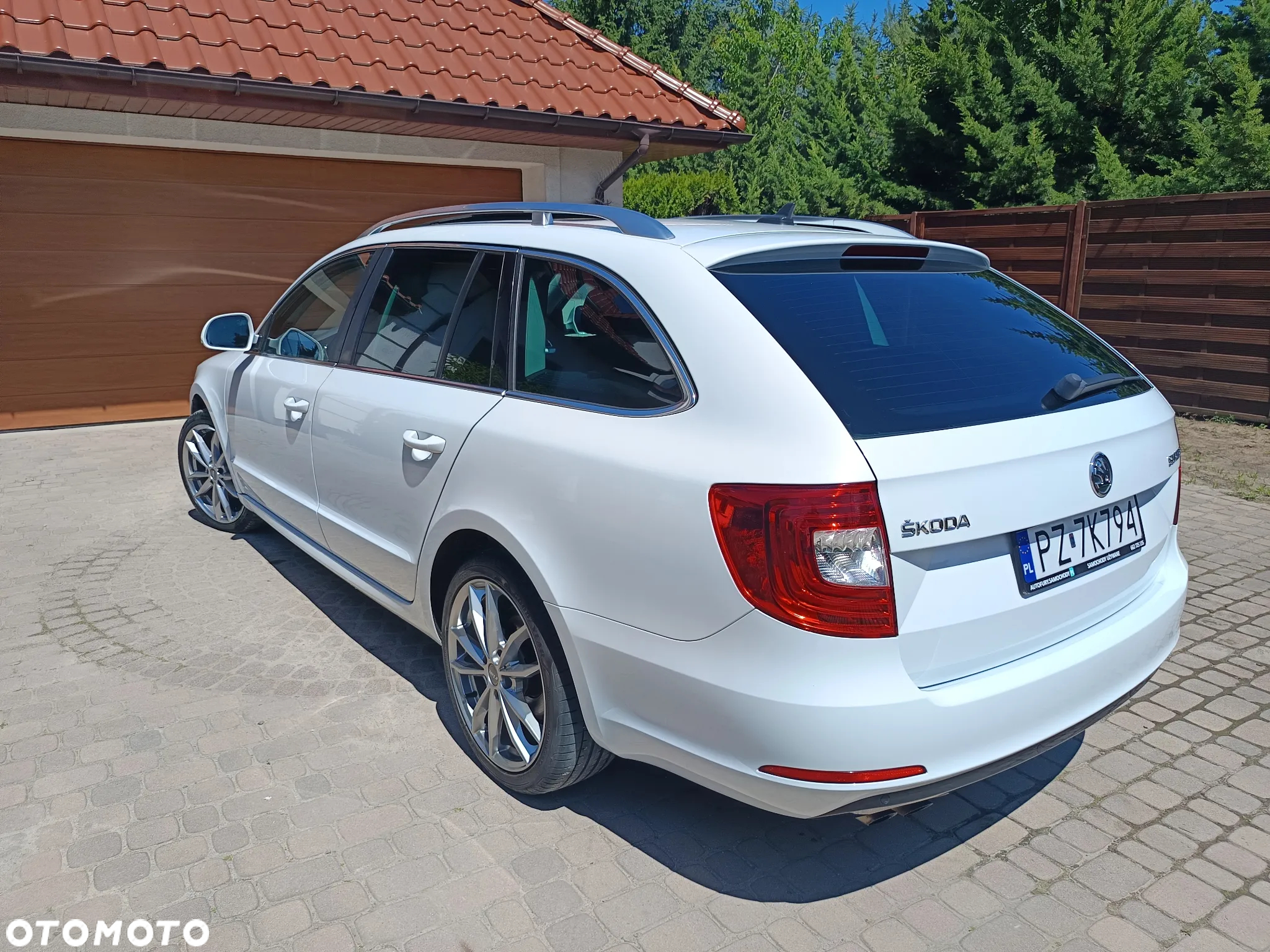 Skoda Superb 1.6 TDI Elegance Greenline - 4