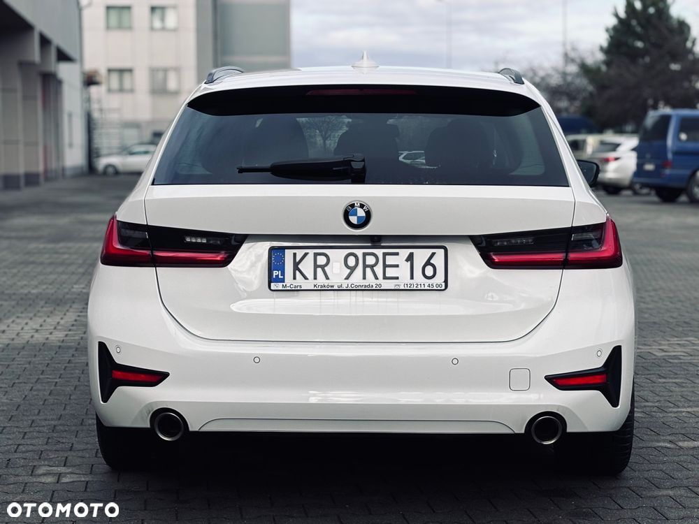 BMW Seria 3 318i Advantage - 5