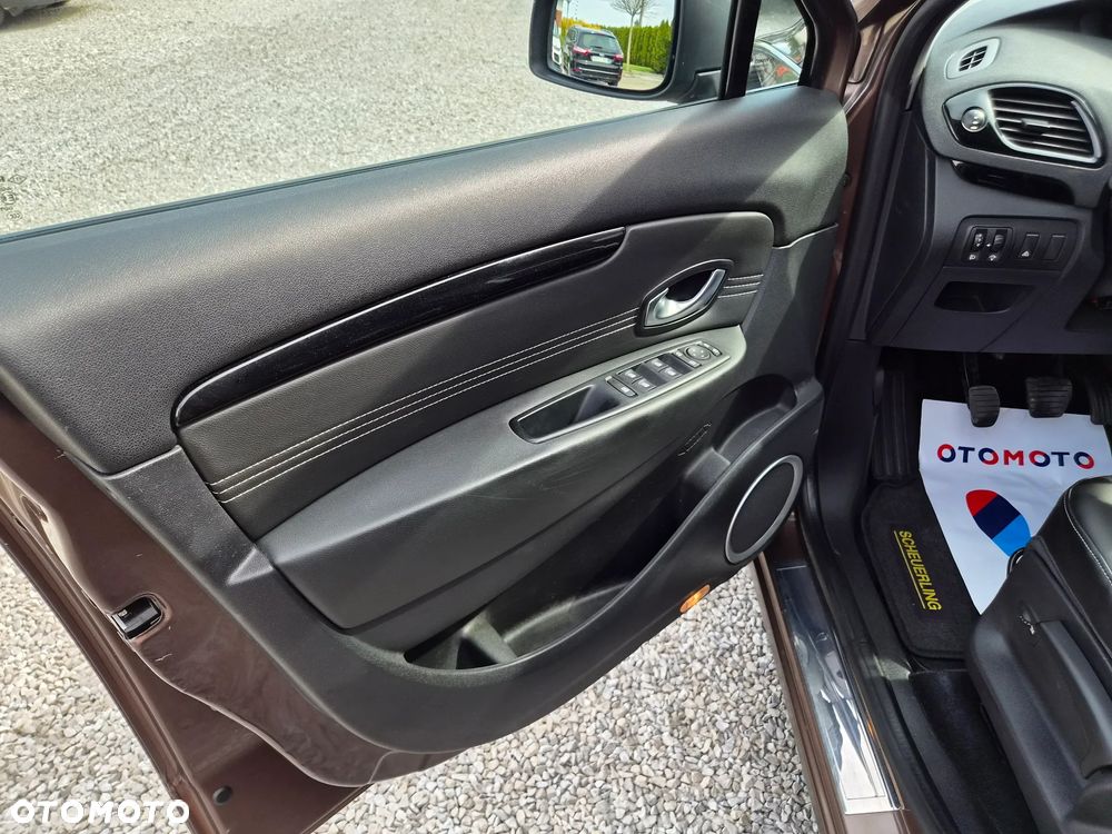 Renault Grand Scenic - 15