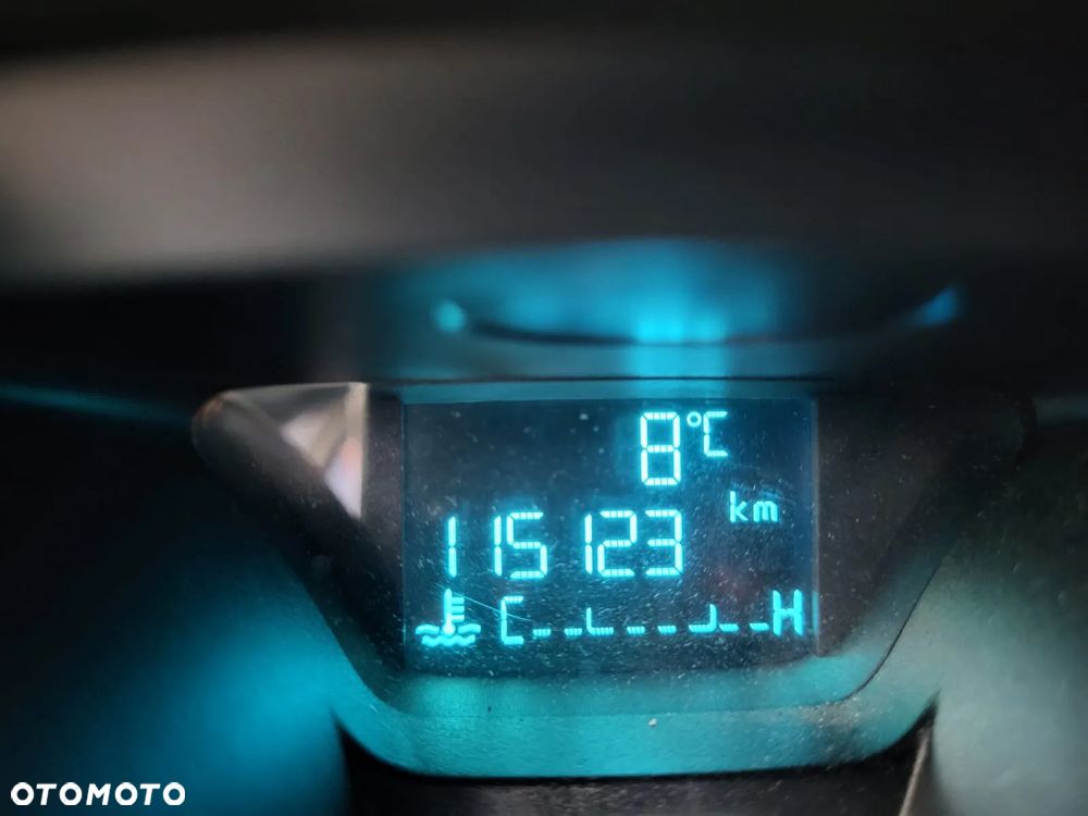 Ford Fiesta 1.0 EcoBoost Gold X - 25