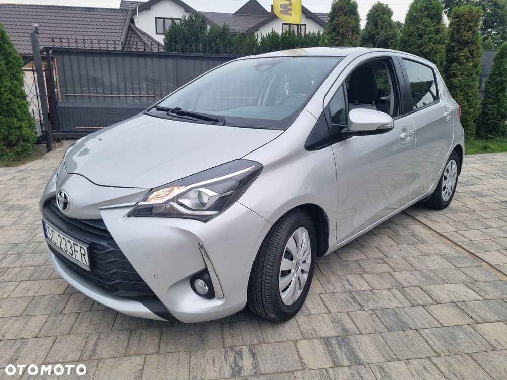 Toyota Yaris 1.5 Premium - 1