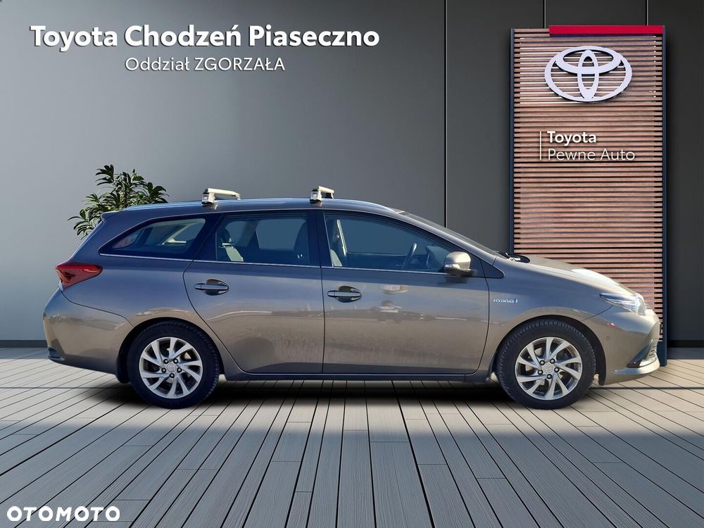 Toyota Auris Hybrid 135 Premium - 7