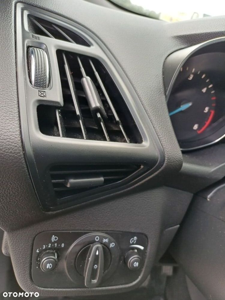 Ford Kuga 2.0 TDCi FWD Titanium - 18