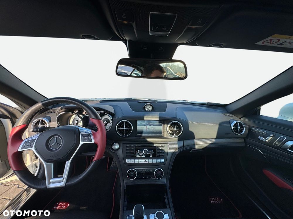 Mercedes-Benz SL - 13