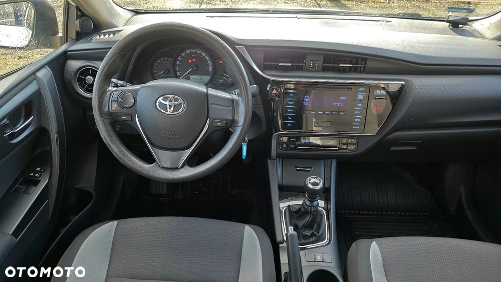 Toyota Auris 1.33 VVT-i Life - 13