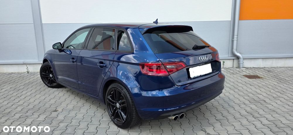 Audi A3 Sportback 1.8 TFSI S tronic Ambition - 4