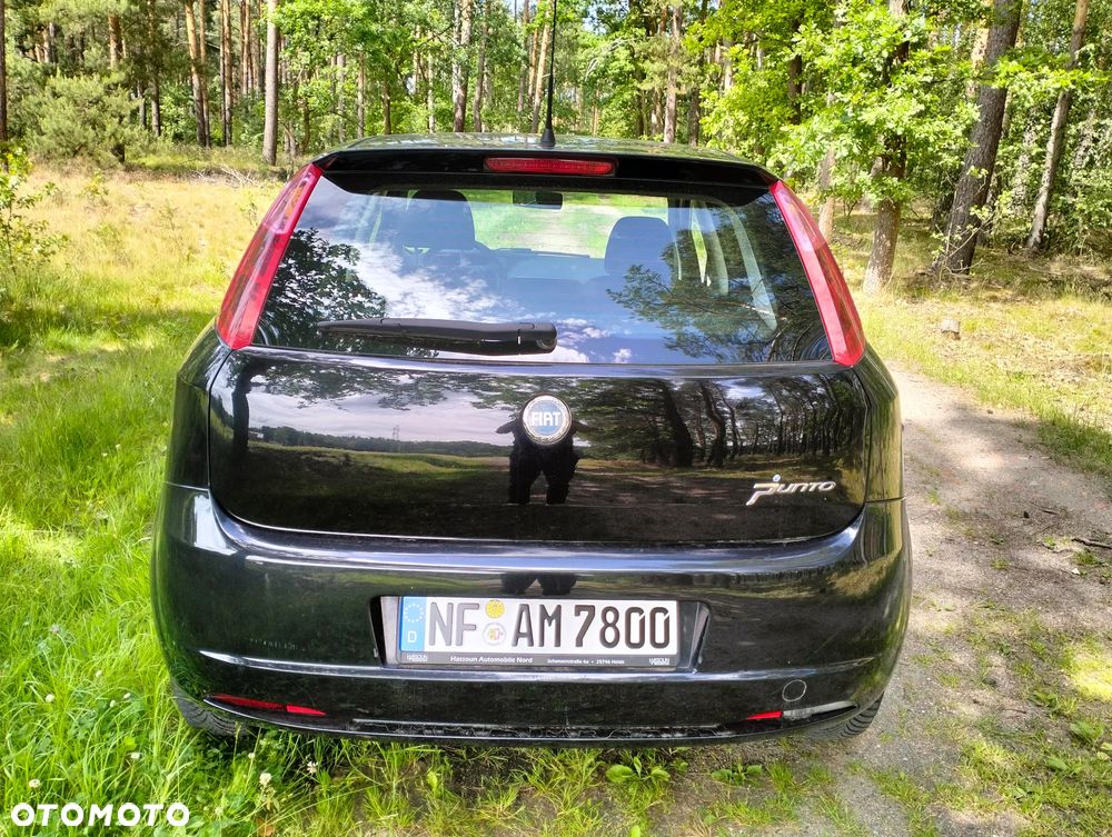 Fiat Punto 1.4 16V Dynamic - 29
