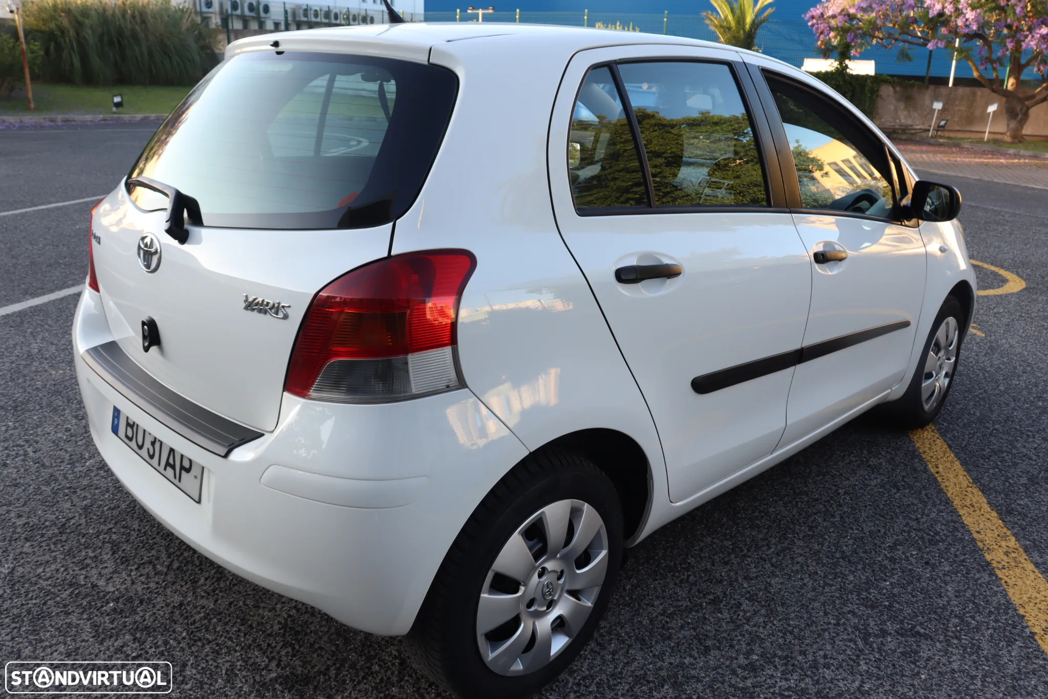 Toyota Yaris 1.0 VVT-i Comfort - 42