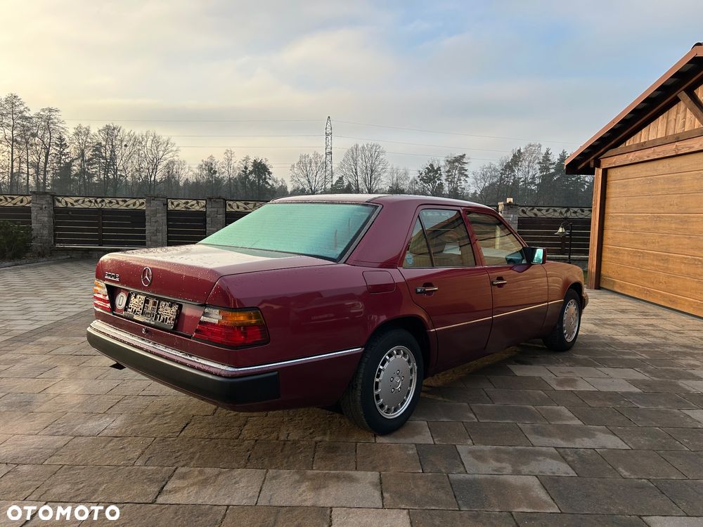Mercedes-Benz W124 (1984-1993) - 4
