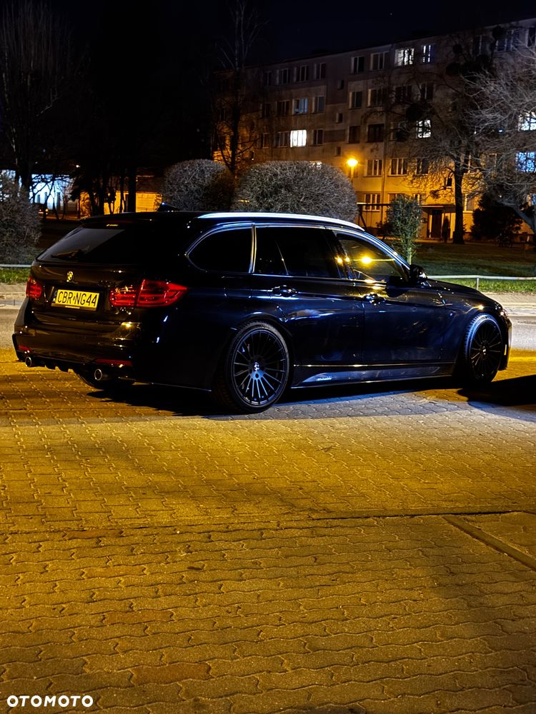 BMW Seria 3 330d M Sport - 2