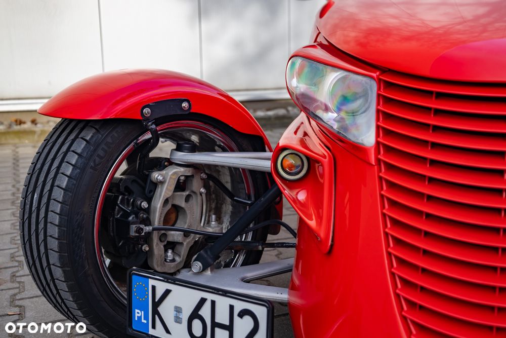 Plymouth Prowler - 18