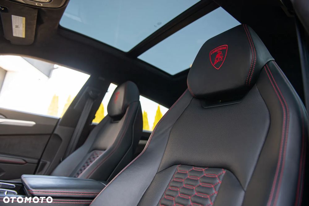 Lamborghini Urus Standard - 17